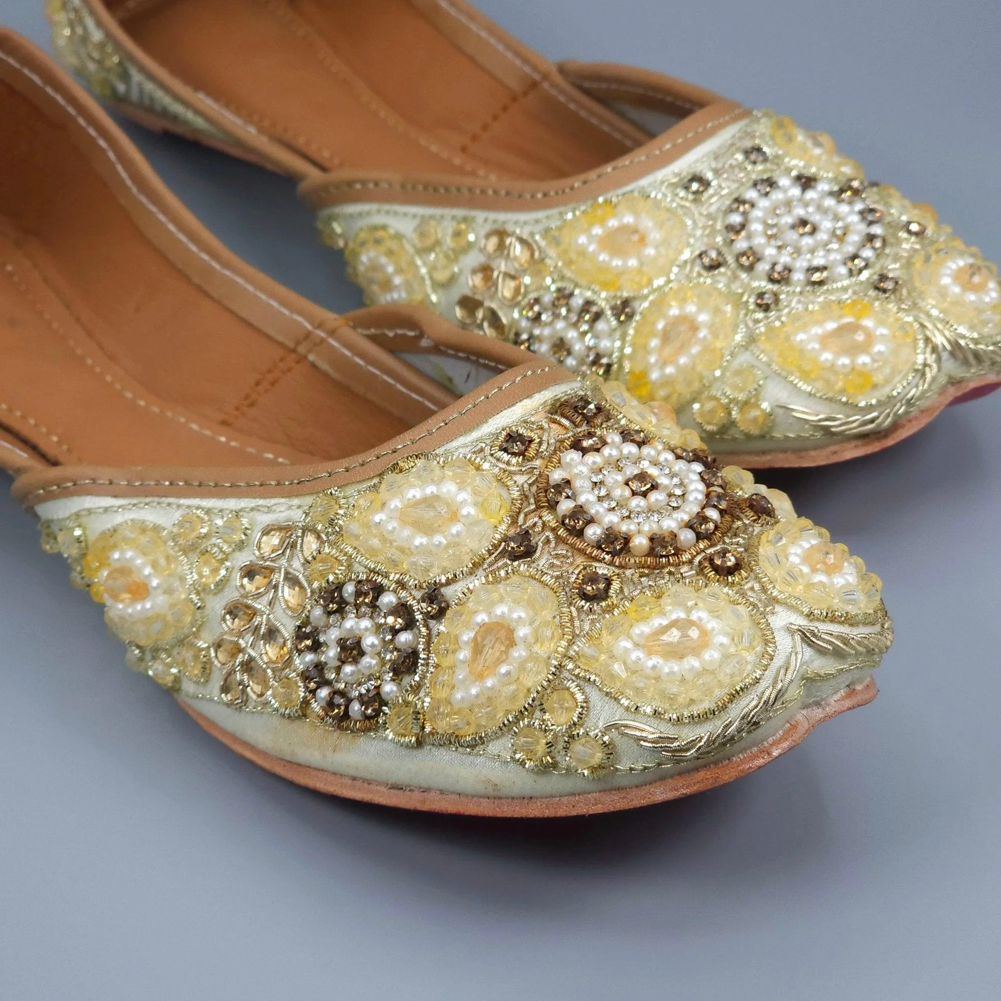 Kiran light Gold Bridal Jutti