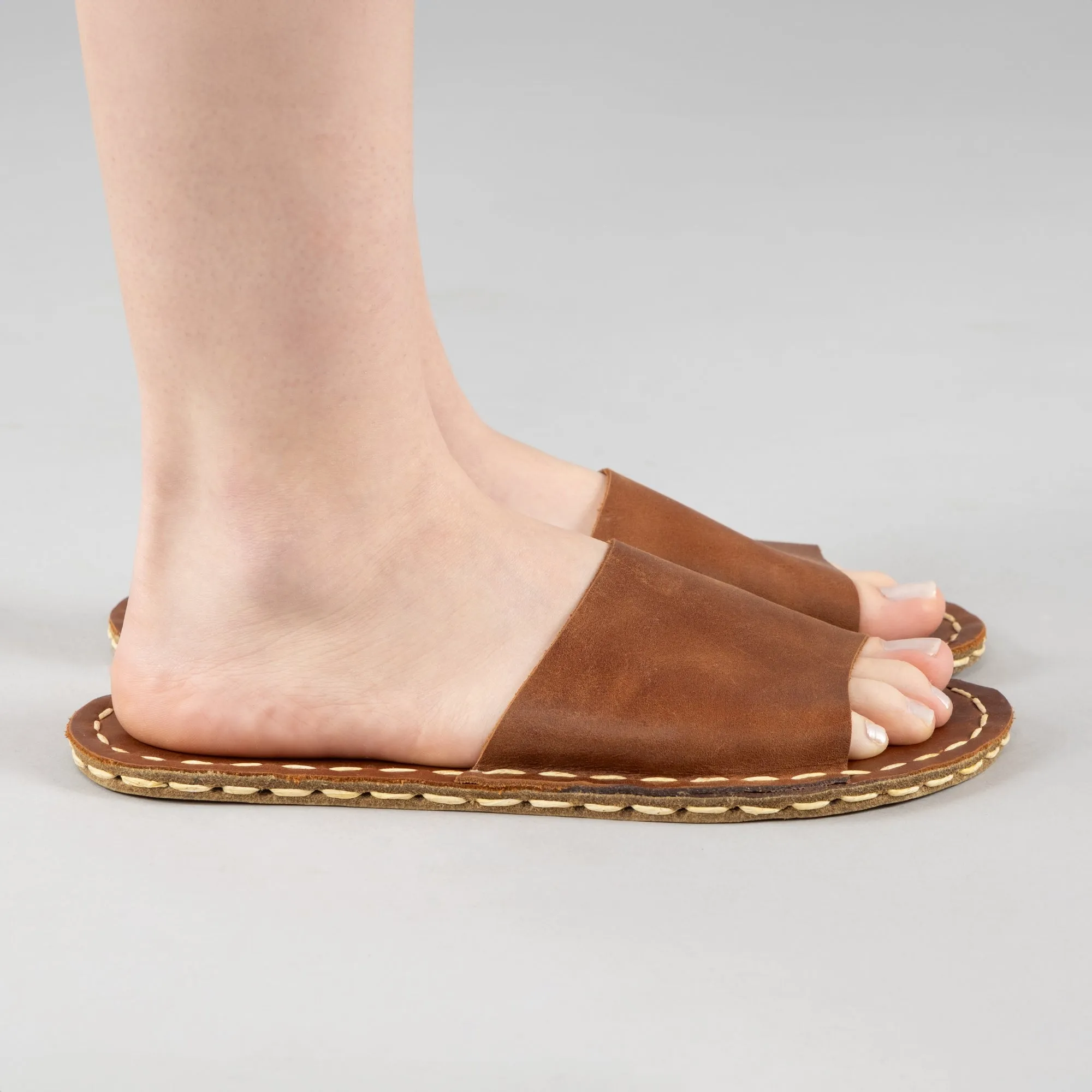 Lion Barefoot Slide Sandals