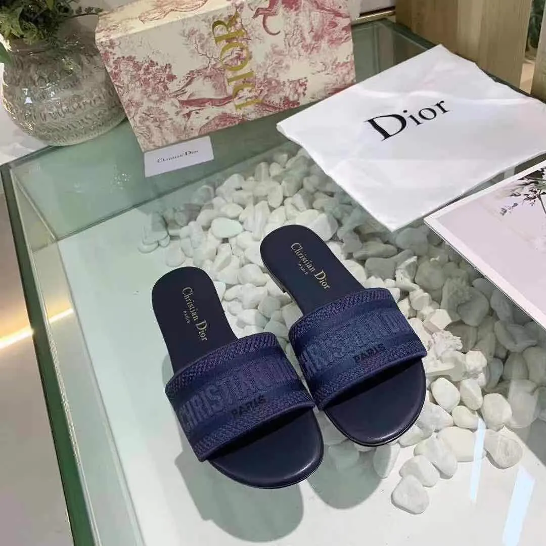 Luxury Slides - DOR - 6252