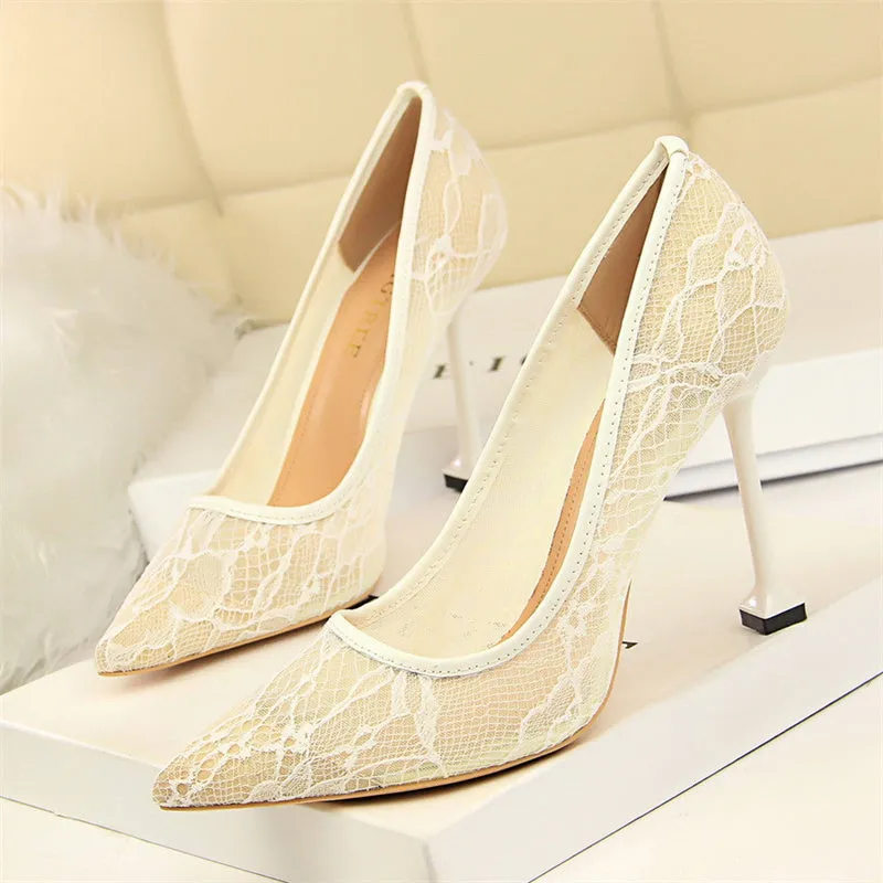 Soulmates Bridal Shop / Lacy Stiletto Wedding Heels