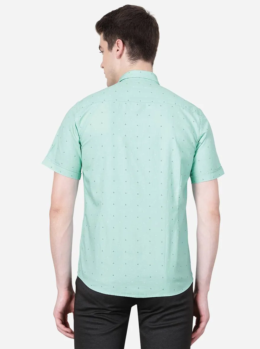 Turquoise Green Printed Slim Fit Casual Shirt | JadeBlue