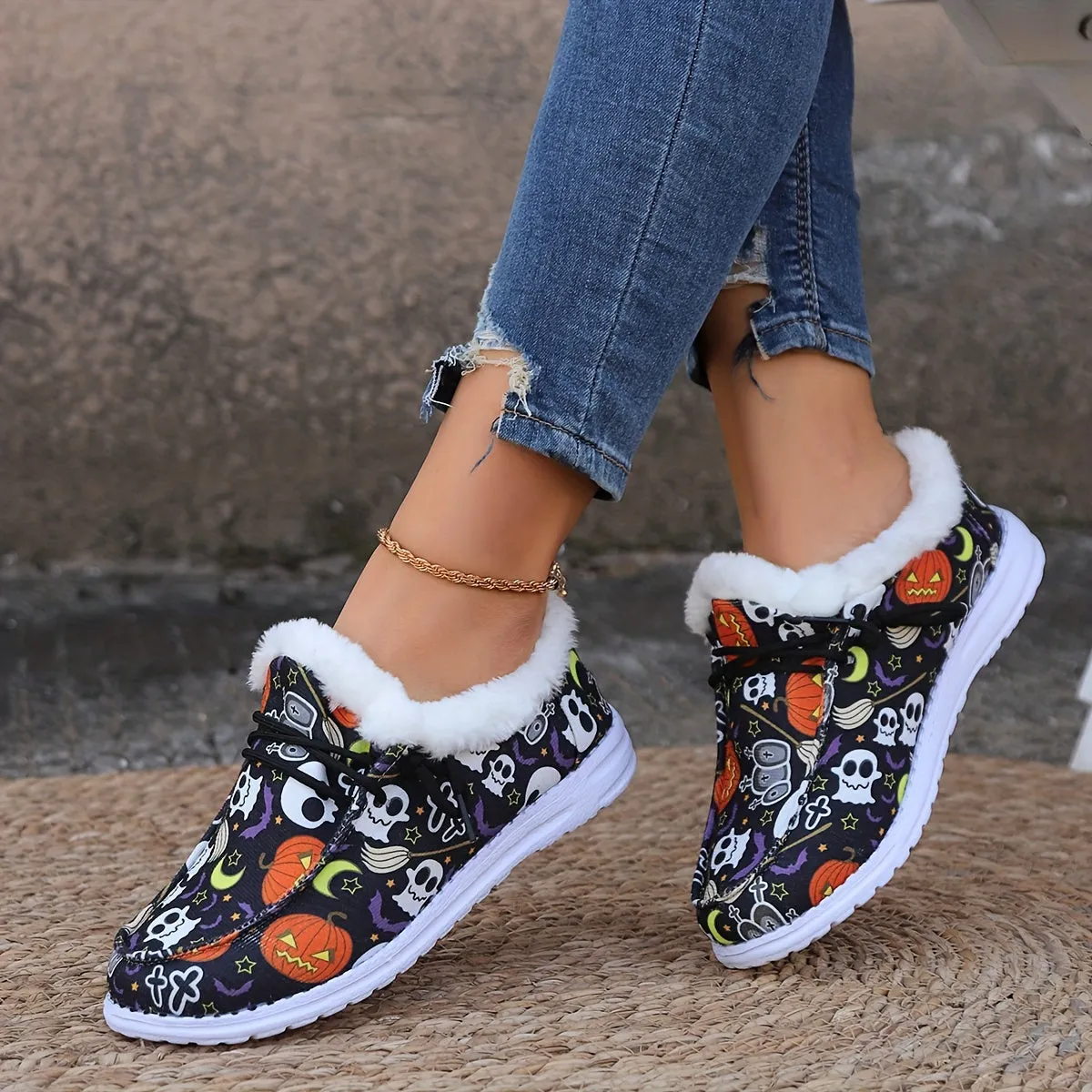 Women's Halloween Horror-Style Skateboard Shoes | Non-Slip Flat Shoes with Soft Bottom Skate Shoes | Lightweight Lace-Up Outdoor Shoes